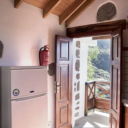 Vivelorural Casa Rural Isla De Cuba * Tejeda (Gran Canaria)